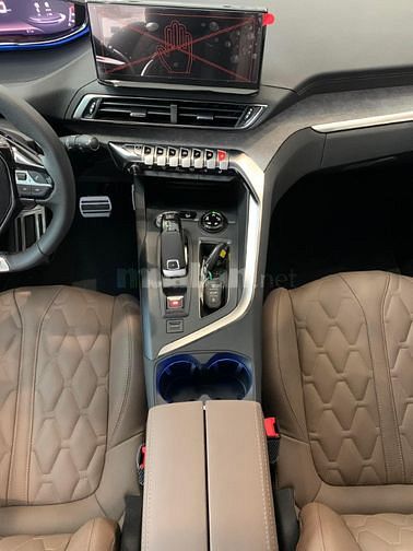 Peugeot 5008  GT - Xe Pháp, mới 100%, thương hiệu hơn 200 năm