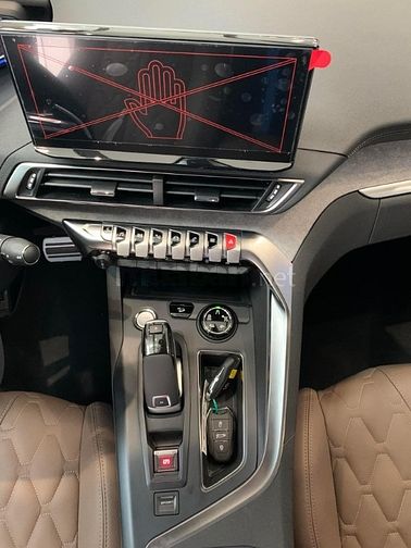 Peugeot 5008  GT - Xe Pháp, mới 100%, thương hiệu hơn 200 năm