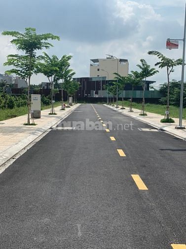 BÁN GẤP LÔ ĐẤT 80M2 SHR Ở MT NGUYỄN CỬU ĐÀM,TÂN PHÚ, CHỈ 2.2TỶ !