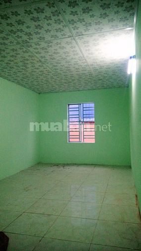 Cho thuê phòng có phòng ngủ riêng gác lửng giá 2,5 triệu