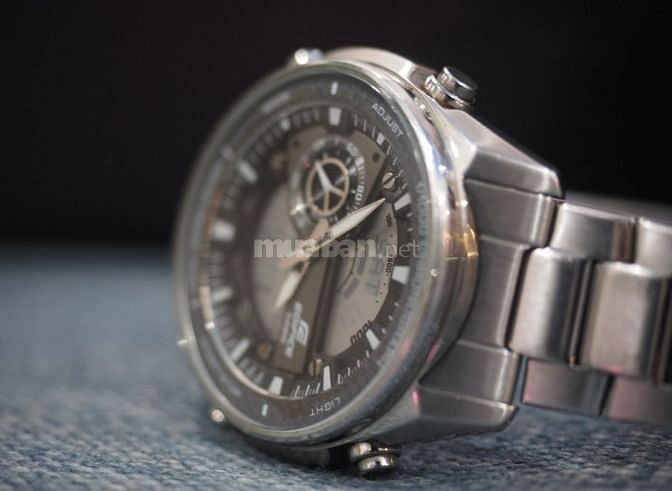Thanh lý em hồ Nam CASIO edifice- LikeNew