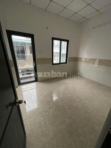 Bán nhà gấp Thích Quảng Đức, Q. Phú Nhuận 58m2 ,1tỷ340tr, ổ hồng riêng