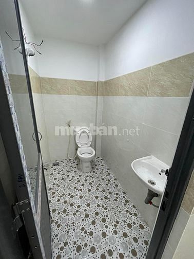 Bán nhà gấp Thích Quảng Đức, Q. Phú Nhuận 58m2 ,1tỷ340tr, ổ hồng riêng