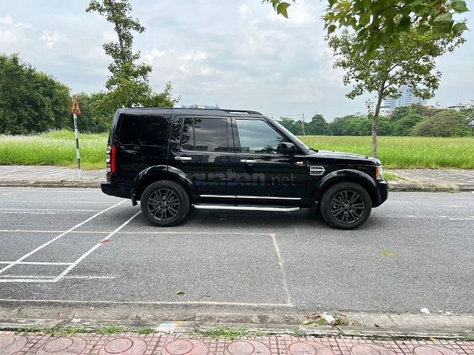 Bán Landrover Discovery LR4 5.0, sản xuất 2009, chạy 51.539km, màu đen