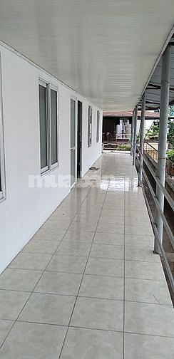 Cho thuê làm văn phòng tầng 3, nhìn xuống sân vận động Quần Ngựa
