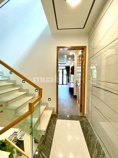 💥Nhà Xẻm Xe Hơi Đường Hoàng Quốc Việt, Quận 7🛑4x21m.