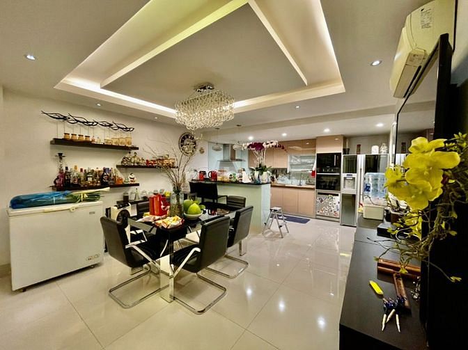 Bán nhà BIỆT THỰ N.K.K.NGHĨA-Q.3 -10,5x12- 4L-ST-23,5 TỶ(TL)