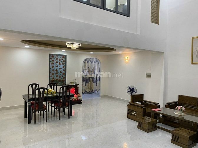 Nhà đẹp 5 tấm 6x13m mặt tiền đường Hòa Hảo cần bán