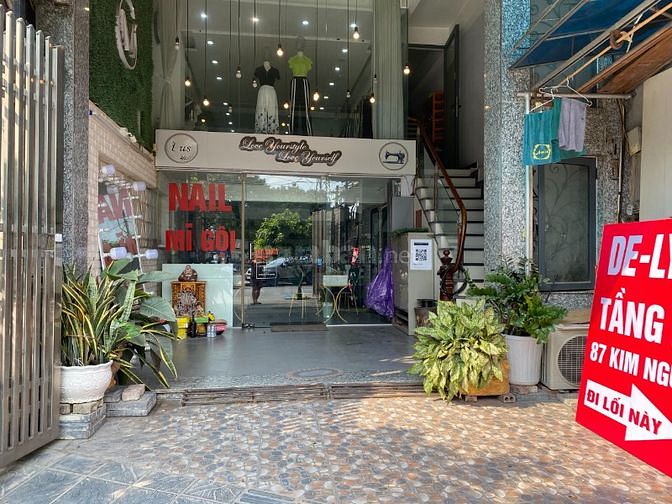Cho thuê cửa hàng tầng 1 mặt phố Kim Ngưu, DT 35m2, MT >5m, hè rộng