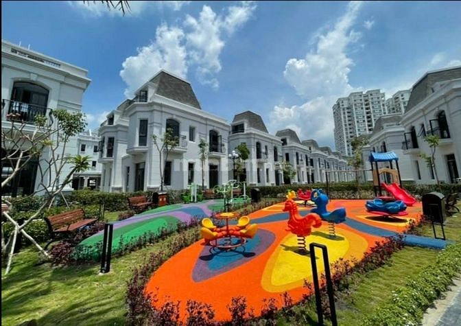 Nhà Phố Liền Kề 2 Mặt Tiền Amelie Villa Phú Mỹ Hưng,Nhà Bè,Dt:6x18m, 