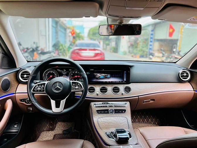 Mercedes Benz E200 Facelift model 2019