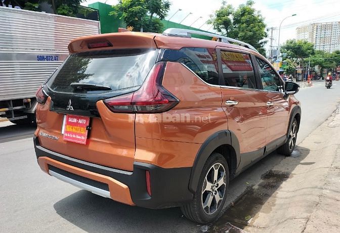XPANDER CROSS lướt nhẹ 6 ngàn km