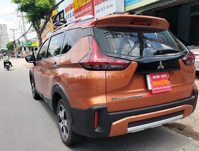 XPANDER CROSS lướt nhẹ 6 ngàn km