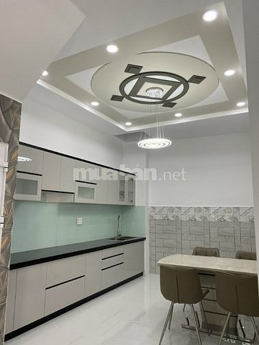 NHÀ 4 TẦNG - KHU HIẾM NHÀ BÁN - 40M2 GIÁ 5.7 tỷ
