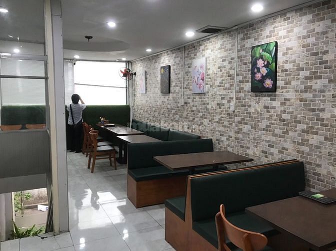 Sang Quán Ăn Chay Ngay Đường Lê Lai Quận 1