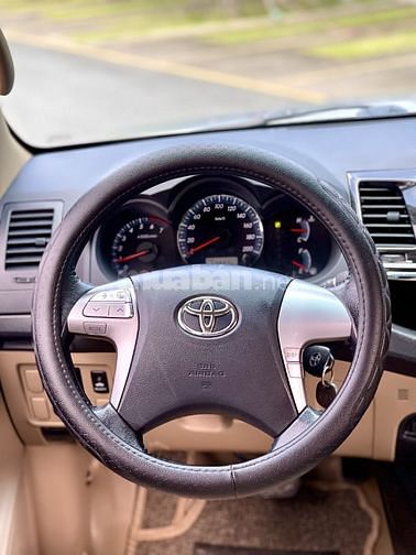 CẦN BÁN GẤP CHIẾC FORTUNER 2.7V AT 2016 SIÊU ĐẸP.