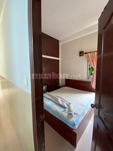 Nhà Măt Tiền, Nguyễn Tiểu La,dt: 70 m2, giá 21,5 tỷ,Phường 8, Quận 10.