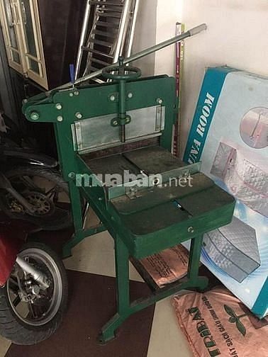 Bán rẻ lại máy cắt giấy A3 còn như mới, mua nhanh giảm thêm