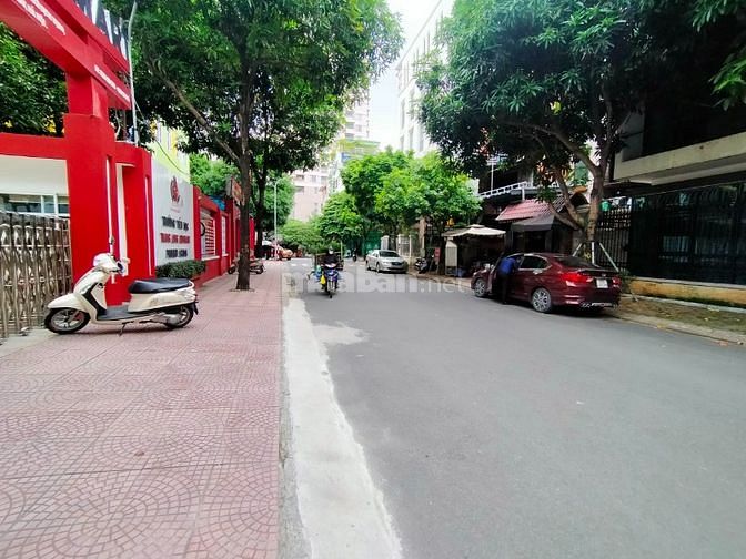Bán nhà BT mặt phố Thọ Tháp, khu ĐT Dịch Vọng, Cầu Giấy. Giá 57 tỷ
