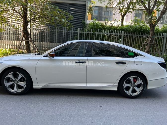 Bán xe New Honda Accord Sensing SX 2022 màu trắng nhập Thái