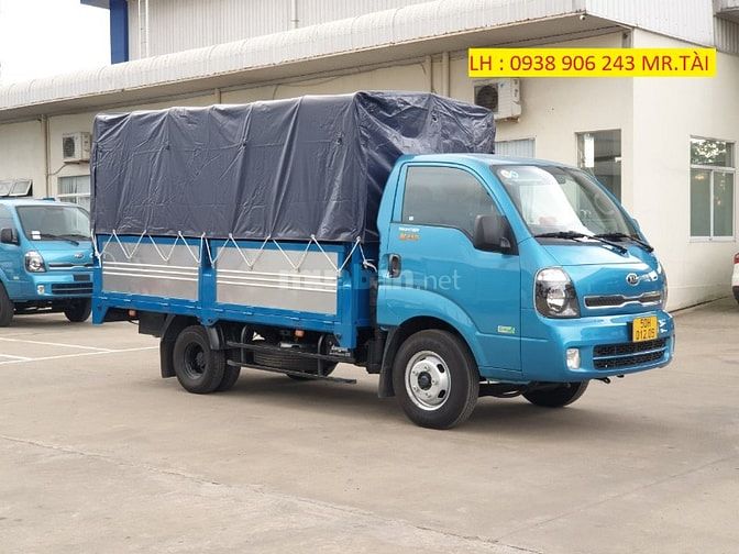 Xe tải Kia K250 tải trọng 2.4 tấn thùng dài 3.5m động cơ Hyundai 2022