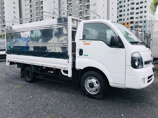 Xe tải Kia K250 tải trọng 2.4 tấn thùng dài 3.5m động cơ Hyundai 2022
