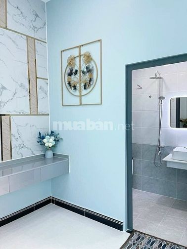 Bán căn nhà đường Cách Mạng Tháng 8, Quận 10, vị trí đẹp, giá tốt