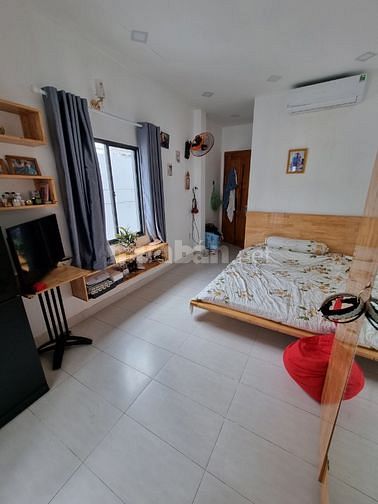 Bán nhà 3 mặt tiền hẻm xe hơi Nguyễn Đình Chiểu, P. 3, Q. Phú Nhuận