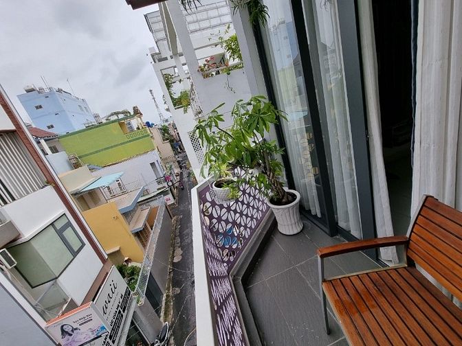 Bán nhà 3 mặt tiền hẻm xe hơi Nguyễn Đình Chiểu, P. 3, Q. Phú Nhuận