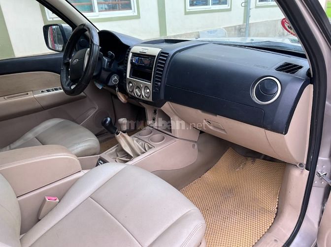 Bán xe FORD EVEREST 2008 chính chủ bao test toàn quốc