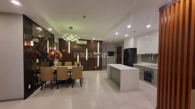 Bán căn hộ The Goldview Quận 4 diện tích 117m2, 3 phòng ngủ, 6,8 tỷ