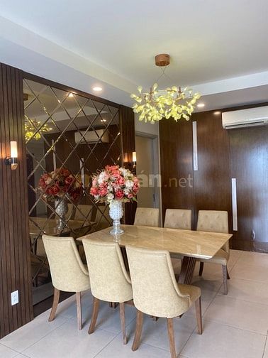 Bán căn hộ The Goldview Quận 4 diện tích 117m2, 3 phòng ngủ, 6,8 tỷ
