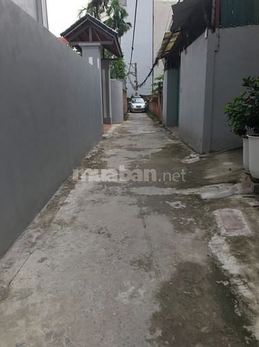 Bán 50 m2 đất phố Trạm  56/61, ngách 56