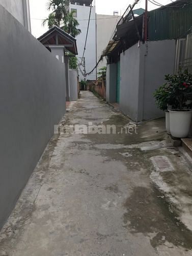 Bán 50 m2 đất phố Trạm  56/61, ngách 56