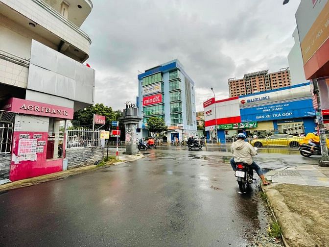Lô góc 2MT Bành Văn Trân, Cách Mạng Tháng 8, 6x20m, phạm Văn Hai