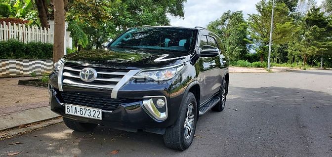 Gia đình đổi xe . Gia rất đẹp như mới fortuner 2019 MT