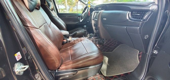 Gia đình đổi xe . Gia rất đẹp như mới fortuner 2019 MT