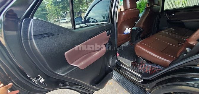 Gia đình đổi xe . Gia rất đẹp như mới fortuner 2019 MT