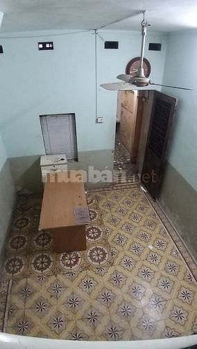 Bán đất có nhà 2 tầng cũ ngõ 101 Đào Tấn - Ba Đình