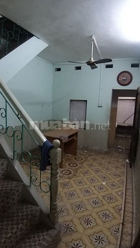 Bán đất có nhà 2 tầng cũ ngõ 101 Đào Tấn - Ba Đình