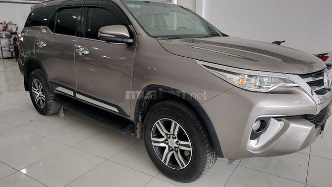 Bán Toyota Fotuner máy dầu 8C, số tự động, SX 2019