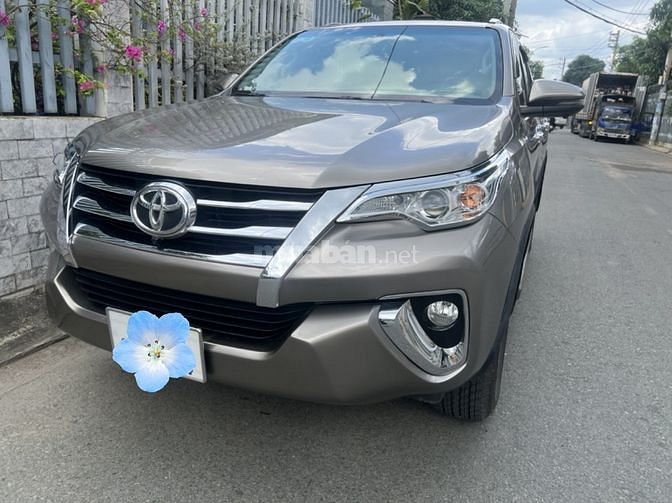 Bán Toyota Fotuner máy dầu 8C, số tự động, SX 2019