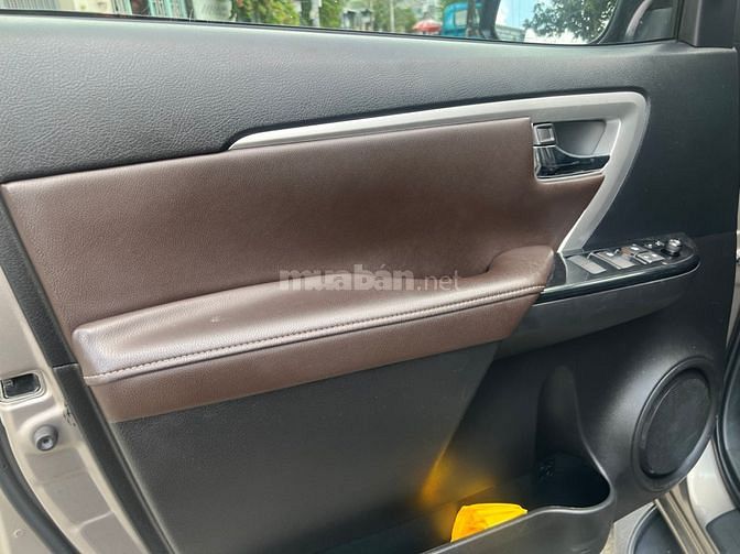 Bán Toyota Fotuner máy dầu 8C, số tự động, SX 2019