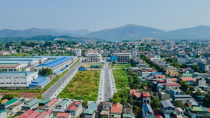 Bán nhanh căn Shophouse 5 tầng dự án Midtown One Tp Uông Bí giá 4 tỷ
