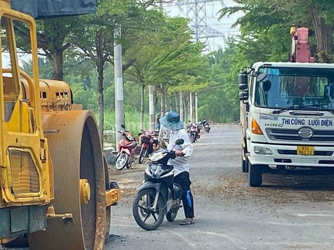 Đất nền nhà bè siêu đẹp, sổ hồng công chứng ngay.