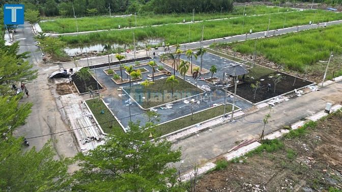 Đất nền nhà bè siêu đẹp, sổ hồng công chứng ngay.