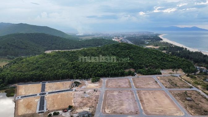 Cần tiền kinh doanh bán nhanh lô đất QL1A gần biển