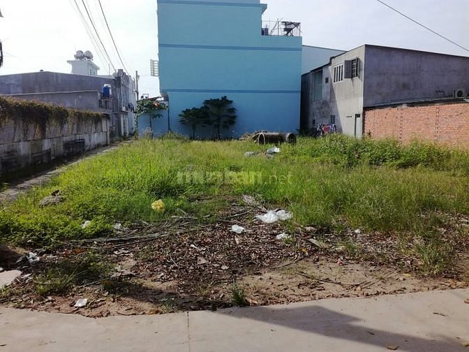 Chủ cần bán lô 250m2 thổ cư, 10x25m, khu dân cư đông đúc, trường học