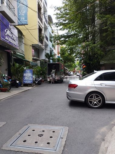Mặt Tiền 6 Lầu Thang Máy 4,2x25(100m2) Hoa Hồng thu nhập 130tr/Tháng