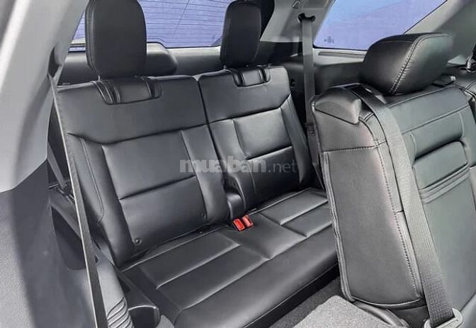 Bán Ford Explorer bản nâng cấp 2022 nhập từ Mỹ, số lượng giới hạn.